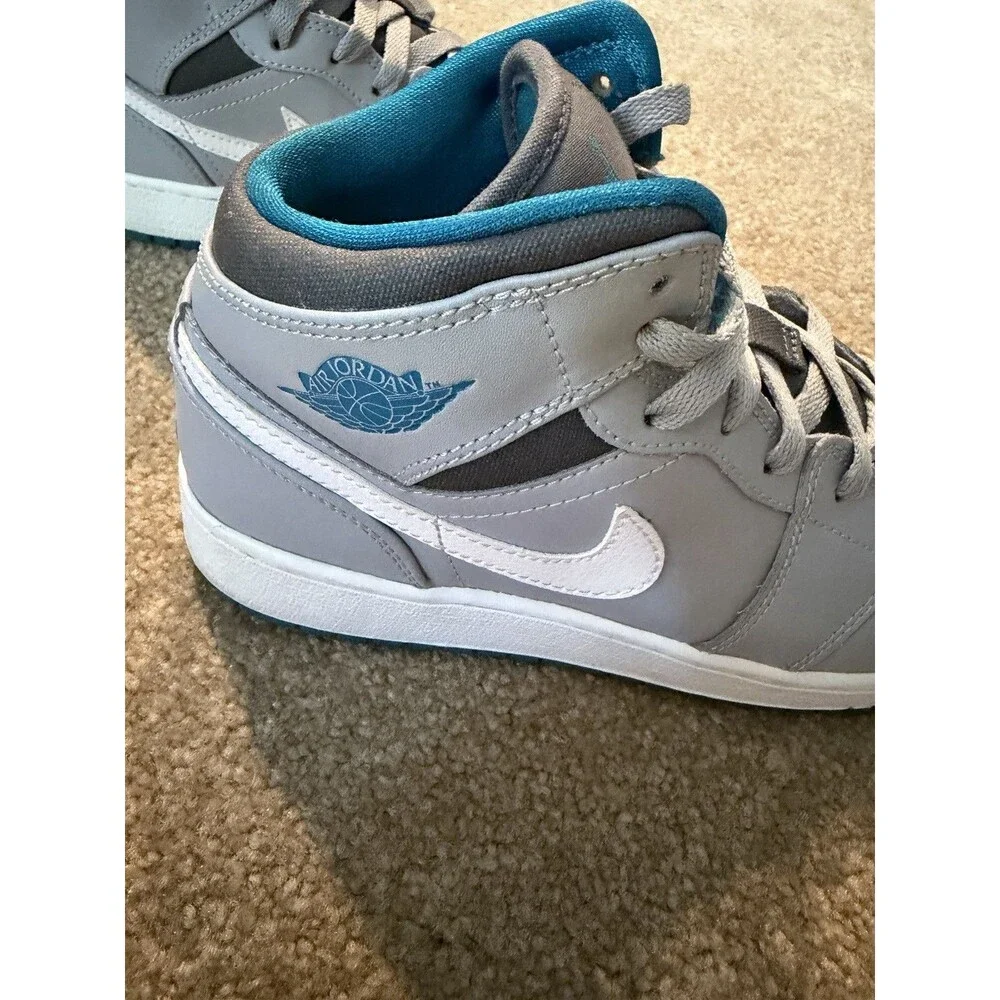 Grade School Jordan 1 Mid Wolf Grey Tropical Teal Style 554725-027 Size 5.5Y